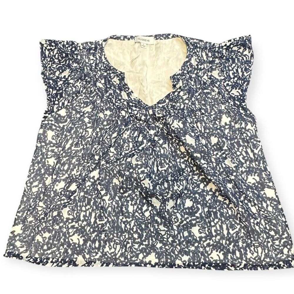 EVEREVE Women’s Navy Ivory Abstract Arden Flutter Sleeve Blouse Size Small - Picture 5 of 9